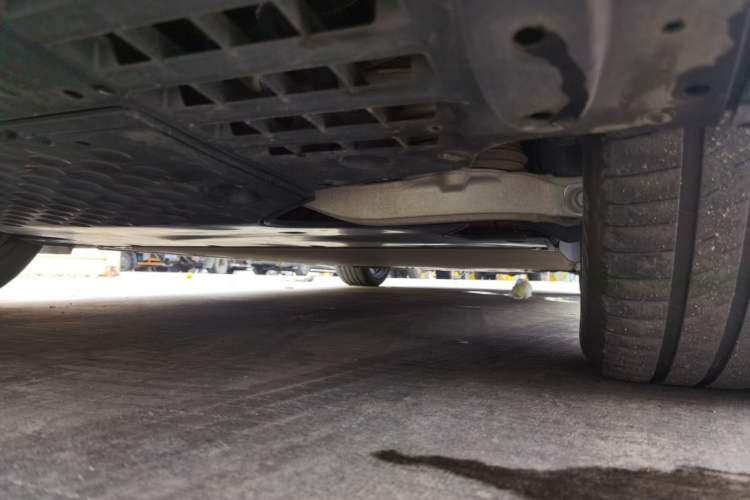 Used Xiaomi Auto SU7 2024 Four-Wheel Drive Ultra-Long Range Advanced Intelligent Driving Max Edition Chassis Rear