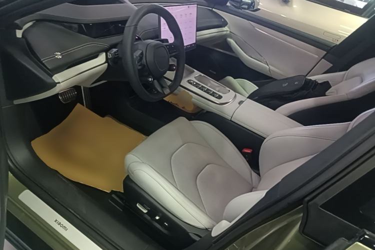Used Xiaomi Auto SU7 2024 Four-Wheel Drive Ultra-Long Range Advanced Intelligent Driving Max Edition Driver Seat
