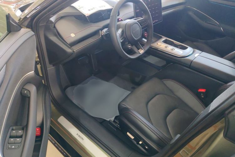 Used Xiaomi Auto SU7 2024 Rear-Drive Long-Range Intelligent Driving Version Driver Seat