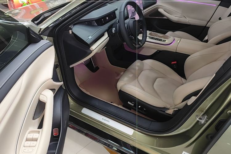 Used Xiaomi Auto SU7 2024 Four-Wheel Drive Ultra-Long Range Advanced Intelligent Driving Max Edition Driver Seat