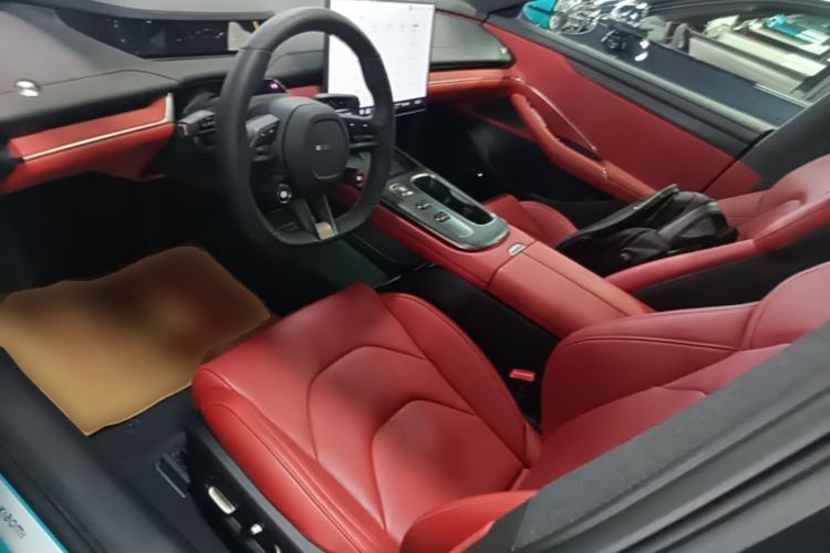 Used Xiaomi Auto SU7 2024 Rear-Drive Long-Range Intelligent Driving Version Driver Seat