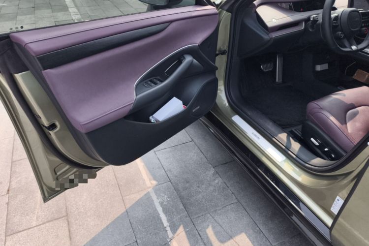 Used Xiaomi Auto SU7 2024 Four-Wheel Drive Ultra-Long Range Advanced Intelligent Driving Max Edition Driver Seat