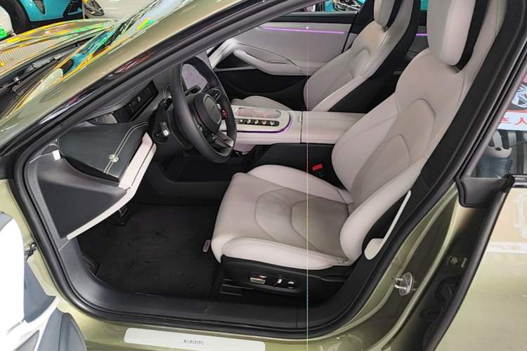 Used Xiaomi Auto SU7 2024 Four-Wheel Drive Ultra-Long Range Advanced Intelligent Driving Max Edition Driver Seat