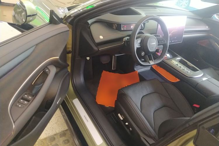 Used Xiaomi Auto SU7 2024 Four-Wheel Drive Ultra-Long Range Advanced Intelligent Driving Max Edition Driver Seat