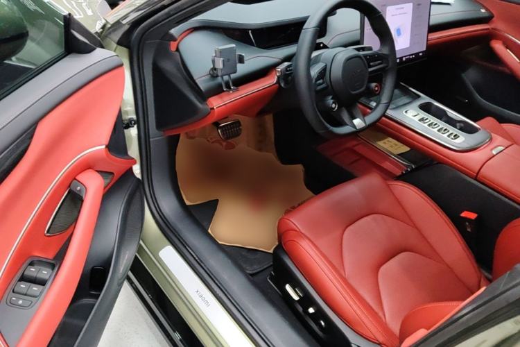Used Xiaomi Auto SU7 2024 Four-Wheel Drive Ultra-Long Range Advanced Intelligent Driving Max Edition Driver Seat