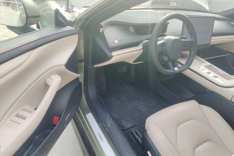 Used Xiaomi Auto SU7 2024 Rear-Drive Long-Range Intelligent Driving Version Driver Seat