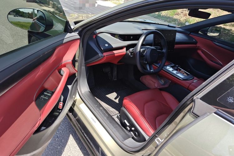 Used Xiaomi Auto SU7 2024 Rear-Drive Ultra-Long Range Advanced Pro-Level Intelligent Driving Version Driver Seat
