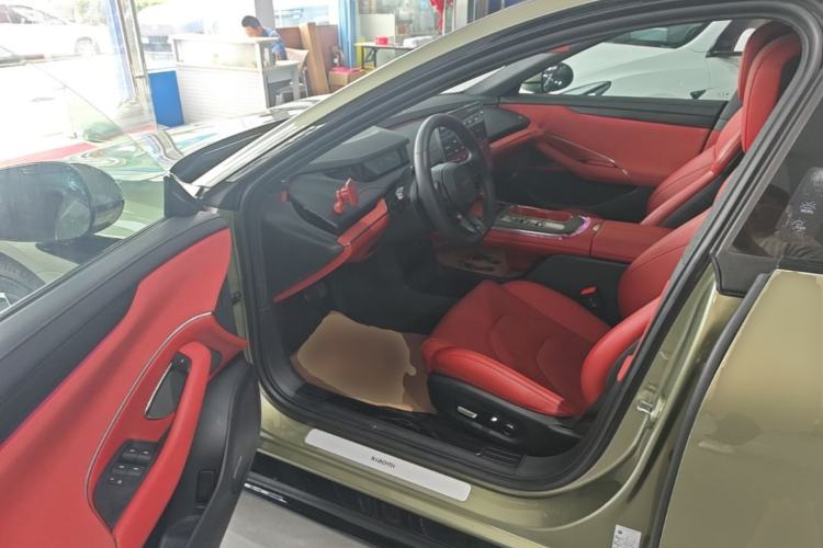 Used Xiaomi Auto SU7 2024 Rear-Drive Long-Range Intelligent Driving Version Driver Seat