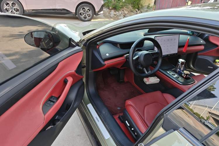 Used Xiaomi Auto SU7 2024 Rear-Drive Long-Range Intelligent Driving Version Driver Seat