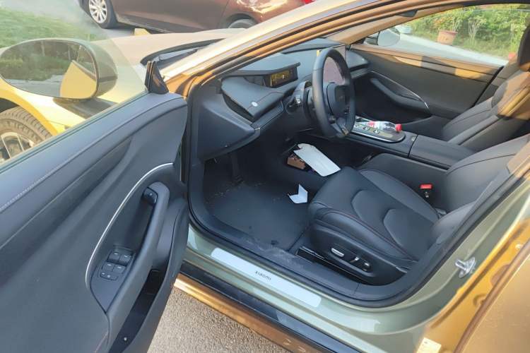 Used Xiaomi Auto SU7 2024 Rear-Drive Long-Range Intelligent Driving Version Driver Seat