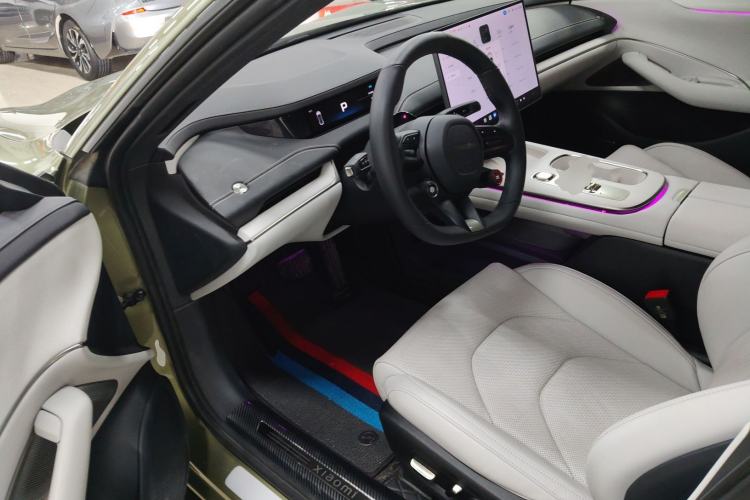 Used Xiaomi Auto SU7 2024 Rear-Drive Standard Founder Edition Driver Seat