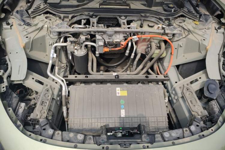 Used Xiaomi Auto SU7 2024 Rear-Drive Standard Founder Edition Engine Bay