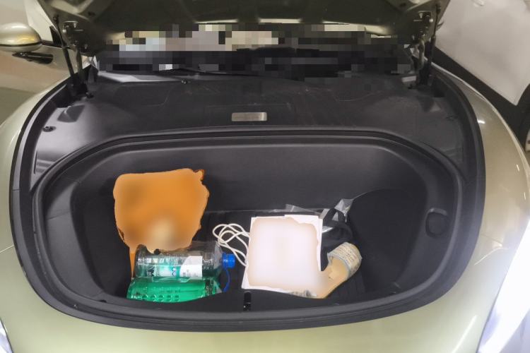 Used Xiaomi Auto SU7 2024 Four-Wheel Drive Ultra-Long Range Advanced Intelligent Driving Max Edition Engine Bay