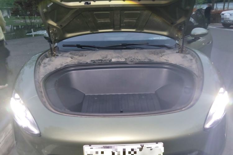 Used Xiaomi Auto SU7 2024 Four-Wheel Drive Ultra-Long Range Advanced Intelligent Driving Max Edition Engine Bay