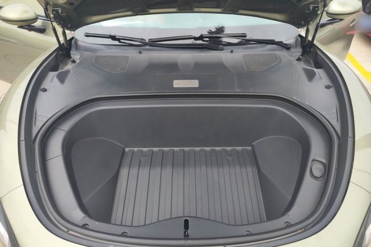 Used Xiaomi Auto SU7 2024 Rear-Drive Long-Range Intelligent Driving Version Engine Bay