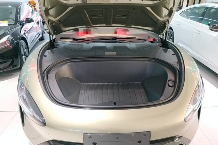 Used Xiaomi Auto SU7 2024 Rear-Drive Long-Range Intelligent Driving Version Engine Bay