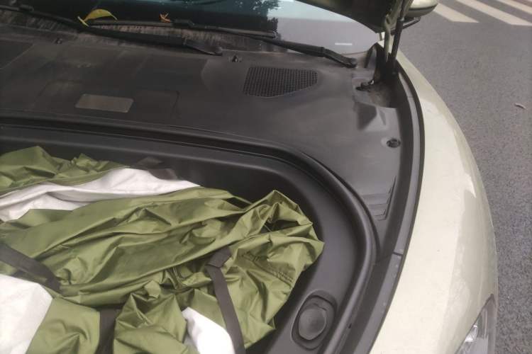 Used Xiaomi Auto SU7 2024 Rear-Drive Long-Range Intelligent Driving Version Engine Bay Left