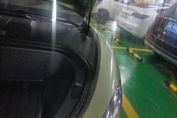 Used Xiaomi Auto SU7 2024 Rear-Drive Ultra-Long Range Advanced Pro-Level Intelligent Driving Version Engine Bay Left