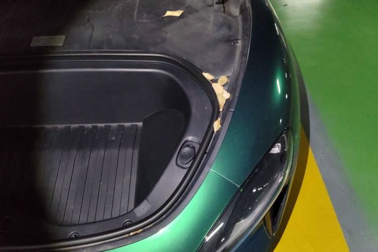 Used Xiaomi Auto SU7 2024 Four-Wheel-Drive Max Founder's Edition Engine Bay Left