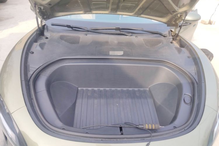 Used Xiaomi Auto SU7 2024 Rear-Drive Long-Range Intelligent Driving Version Engine Bay