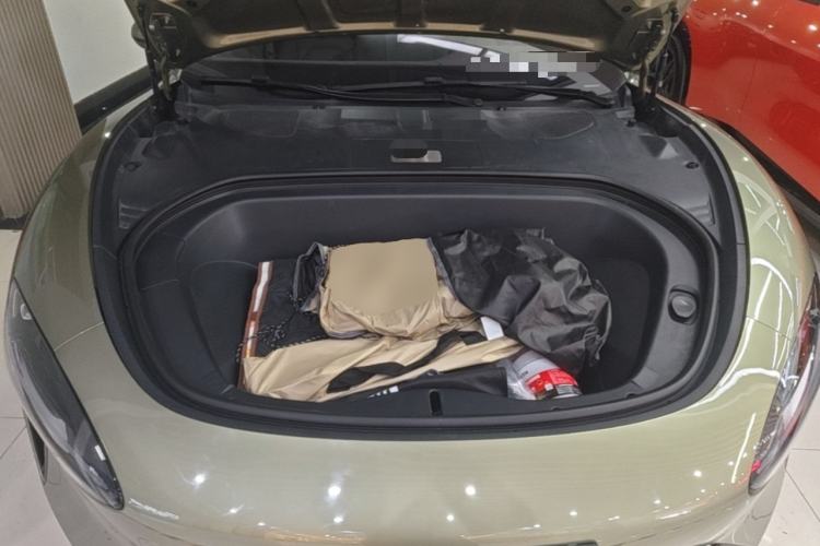 Used Xiaomi Auto SU7 2024 Rear-Drive Long-Range Intelligent Driving Version Engine Bay