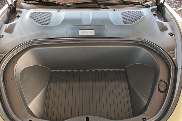 Used Xiaomi Auto SU7 2024 Rear-Drive Long-Range Intelligent Driving Version Engine Bay