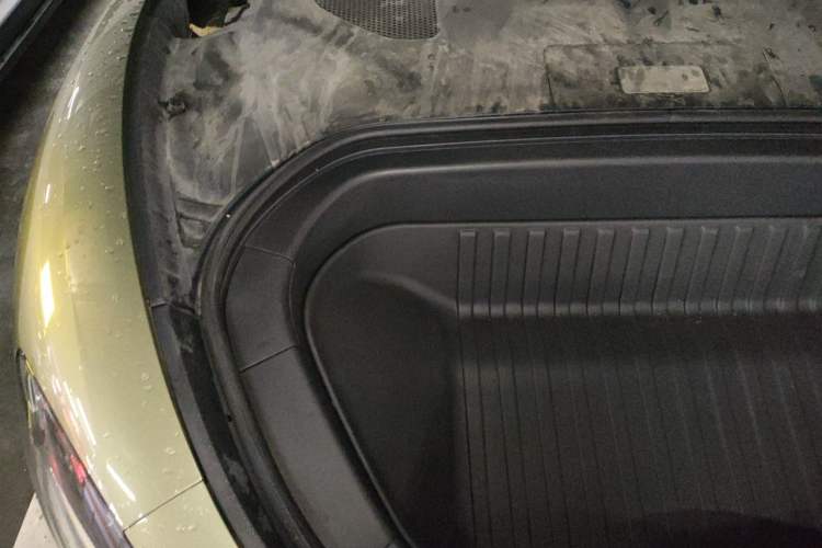 Used Xiaomi Auto SU7 2024 Rear-Drive Ultra-Long Range Advanced Pro-Level Intelligent Driving Version Engine Bay Right