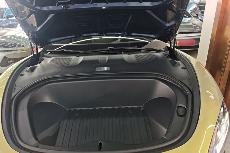 Used Xiaomi Auto SU7 2024 Four-Wheel Drive Ultra-Long Range Advanced Intelligent Driving Max Edition Engine Bay