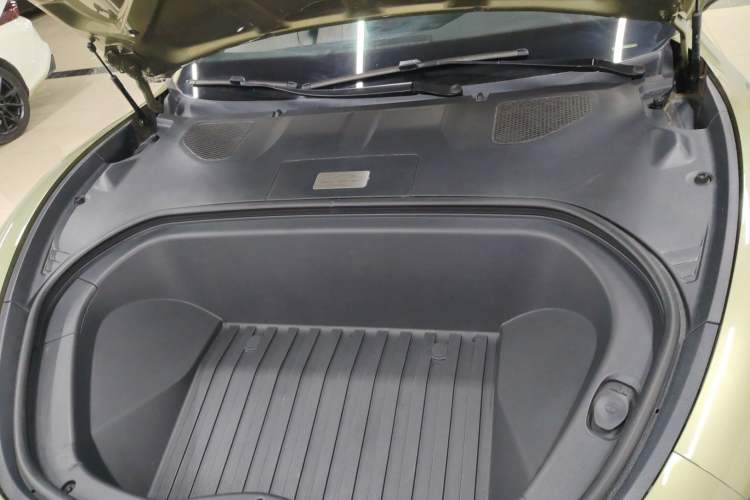 Used Xiaomi Auto SU7 2024 Rear-Drive Standard Founder Edition Engine Bay