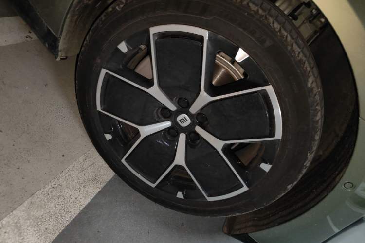 Used Xiaomi Auto SU7 2024 Rear-Drive Ultra-Long Range Advanced Pro-Level Intelligent Driving Version Exterior 1