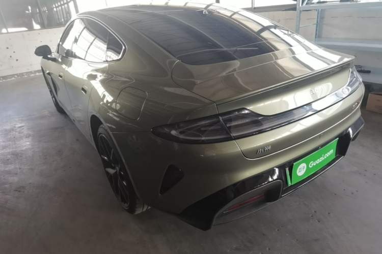 Used Xiaomi Auto SU7 2024 Four-Wheel Drive Ultra-Long Range Advanced Intelligent Driving Max Edition Exterior 2
