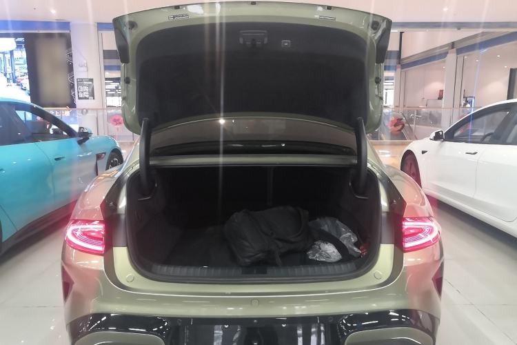 Used Xiaomi Auto SU7 2024 Rear-Drive Long-Range Intelligent Driving Version Exterior 3