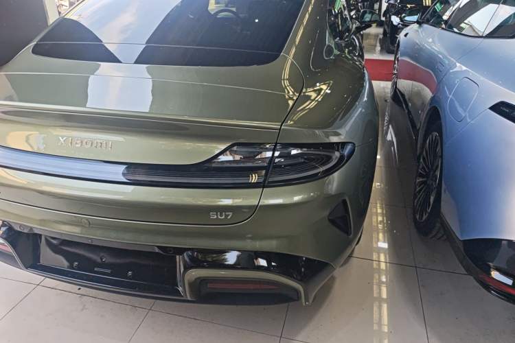 Used Xiaomi Auto SU7 2024 Rear-Drive Long-Range Intelligent Driving Version Exterior 3