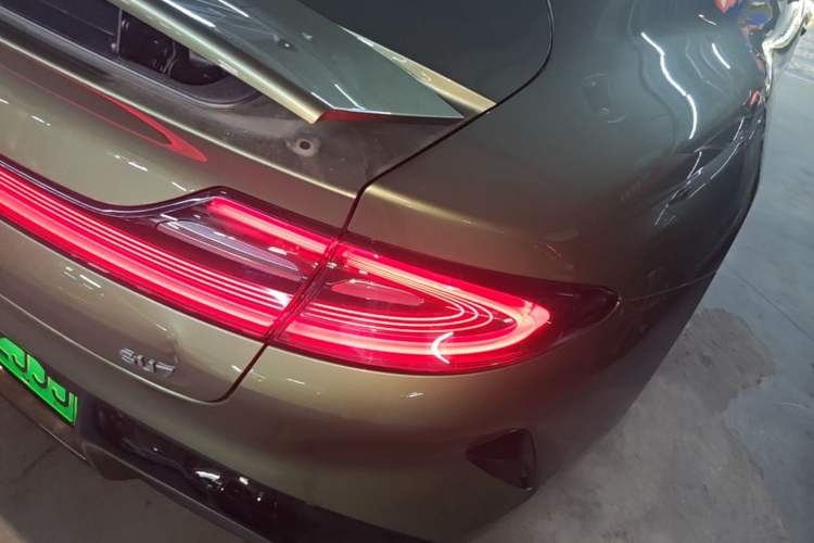 Used Xiaomi Auto SU7 2024 Rear-Drive Ultra-Long Range Advanced Pro-Level Intelligent Driving Version Exterior 3