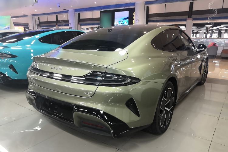Used Xiaomi Auto SU7 2024 Rear-Drive Long-Range Intelligent Driving Version Exterior 4
