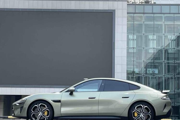 Used Xiaomi Auto SU7 2024 Four-Wheel Drive Ultra-Long Range Advanced Intelligent Driving Max Edition Exterior 4
