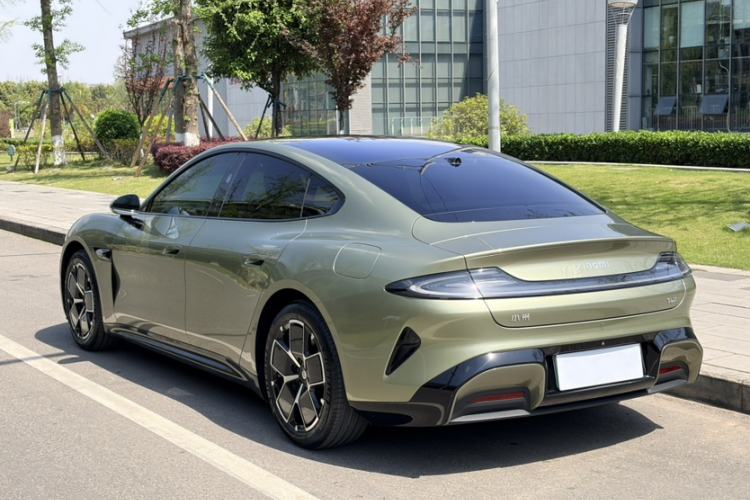 Used Xiaomi Auto SU7 2024 Rear-Drive Standard Founder Edition Exterior 4