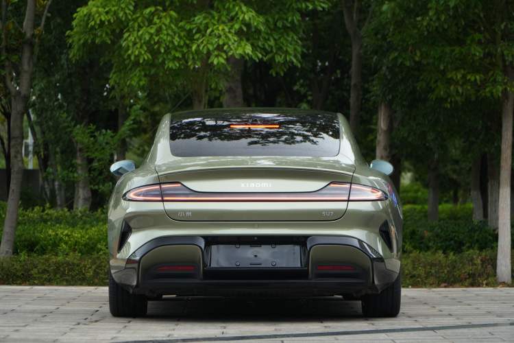 Used Xiaomi Auto SU7 2024 Rear-Drive Ultra-Long Range Advanced Pro-Level Intelligent Driving Version Exterior 4
