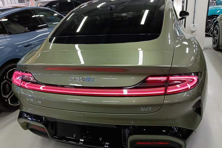 Used Xiaomi Auto SU7 2024 Rear-Drive Long-Range Intelligent Driving Version Exterior 4