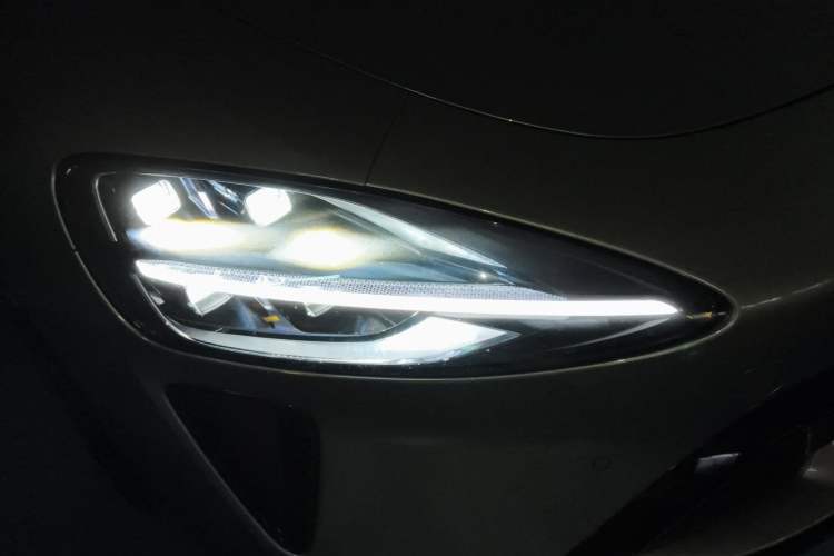 Used Xiaomi Auto SU7 2024 Four-Wheel Drive Ultra-Long Range Advanced Intelligent Driving Max Edition Exterior 6