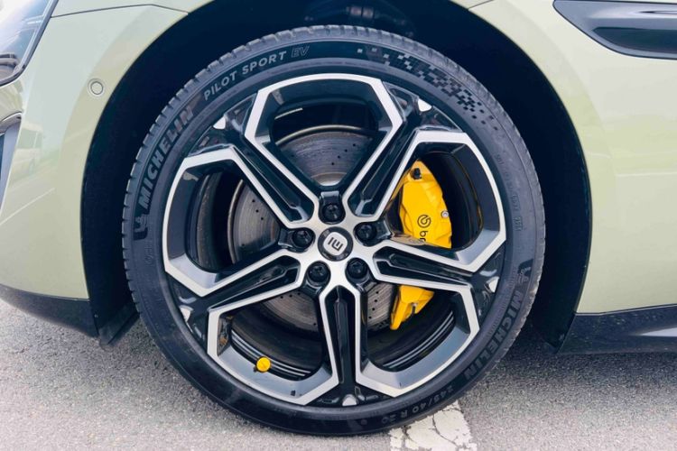 Used Xiaomi Auto SU7 2024 Rear-Drive Long-Range Intelligent Driving Version Exterior 6