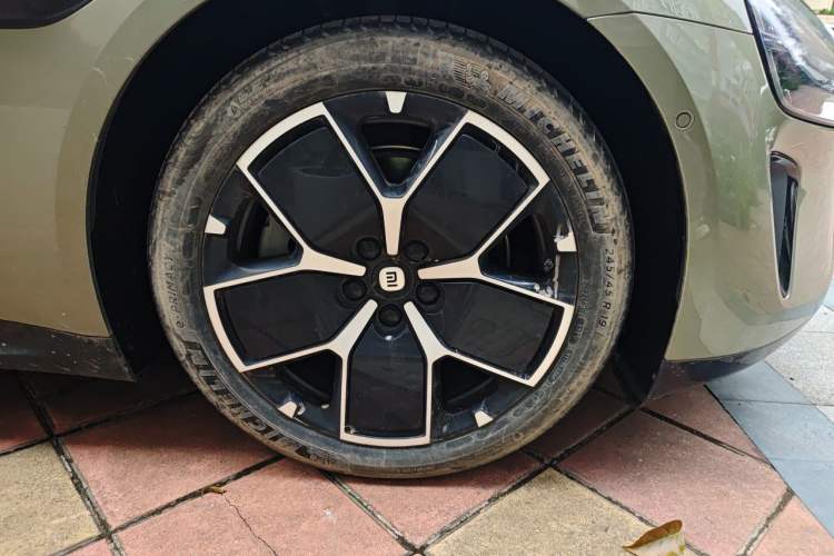 Used Xiaomi Auto SU7 2024 Rear-Drive Ultra-Long Range Advanced Pro-Level Intelligent Driving Version Exterior 7