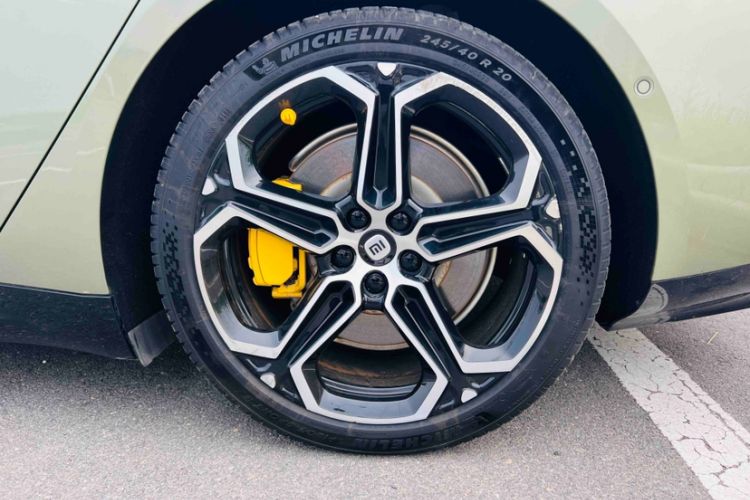 Used Xiaomi Auto SU7 2024 Rear-Drive Long-Range Intelligent Driving Version Exterior 7