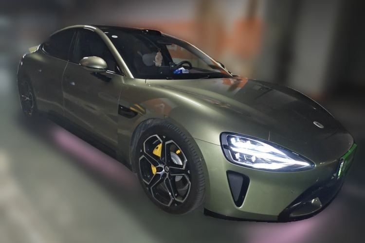 Used Xiaomi Auto SU7 2024 Four-Wheel Drive Ultra-Long Range Advanced Intelligent Driving Max Edition Front Right 45 Deg