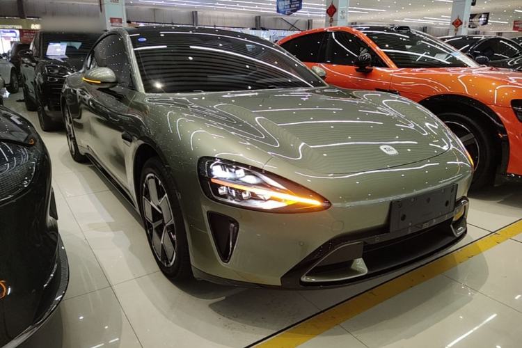 Used Xiaomi Auto SU7 2024 Rear-Drive Long-Range Intelligent Driving Version Front Right 45 Deg
