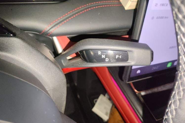 Used Xiaomi Auto SU7 2024 Rear-Drive Ultra-Long Range Advanced Pro-Level Intelligent Driving Version Gear Lever