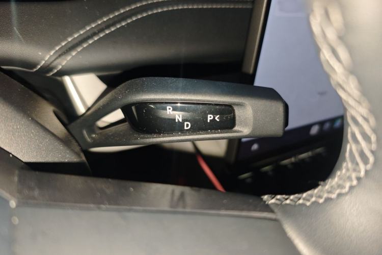 Used Xiaomi Auto SU7 2024 Rear-Drive Ultra-Long Range Advanced Pro-Level Intelligent Driving Version Gear Lever