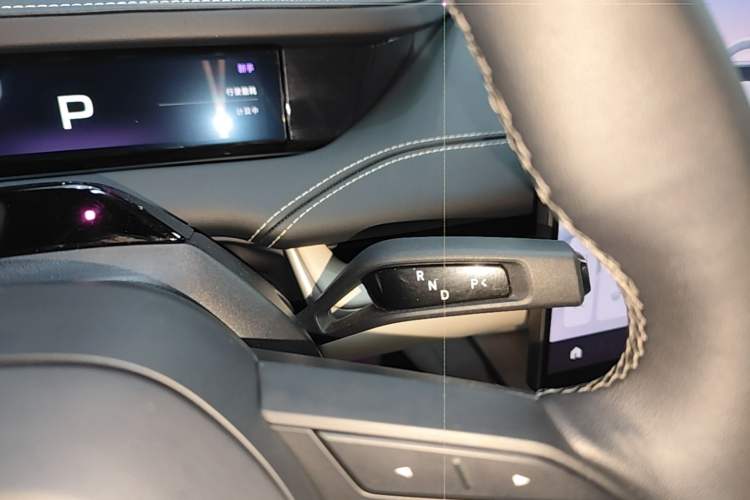 Used Xiaomi Auto SU7 2024 Four-Wheel Drive Ultra-Long Range Advanced Intelligent Driving Max Edition Gear Lever