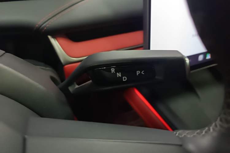 Used Xiaomi Auto SU7 2024 Rear-Drive Long-Range Intelligent Driving Version Gear Lever