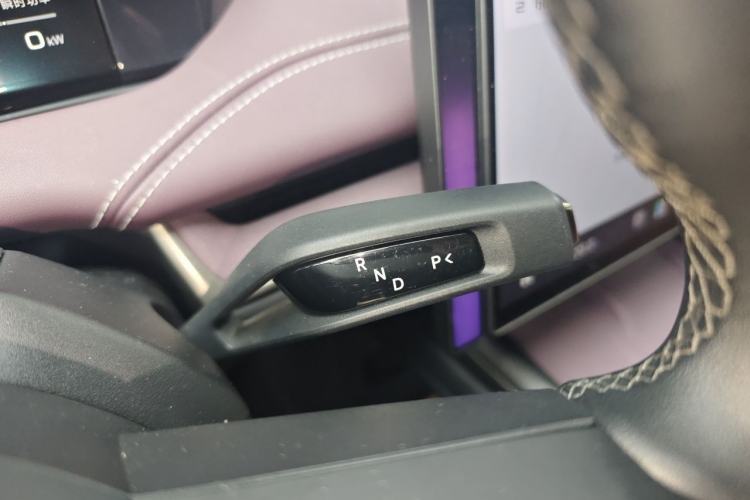 Used Xiaomi Auto SU7 2024 Rear-Drive Long-Range Intelligent Driving Version Gear Lever